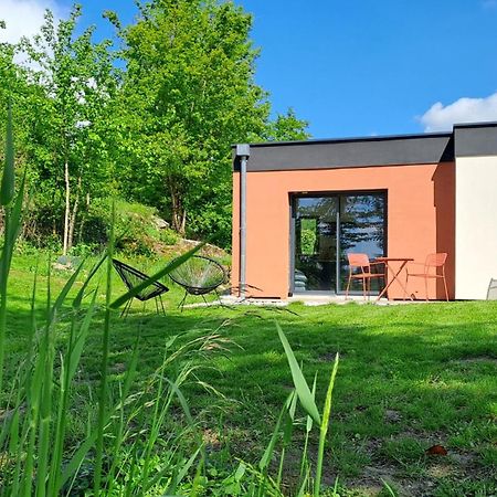 Logement Neuf A 2 Pas Du Lac La Bridoire Buitenkant foto