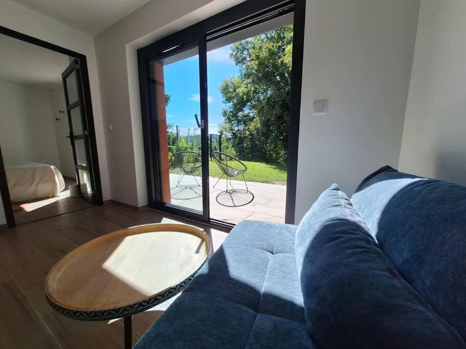Logement Neuf A 2 Pas Du Lac La Bridoire Buitenkant foto