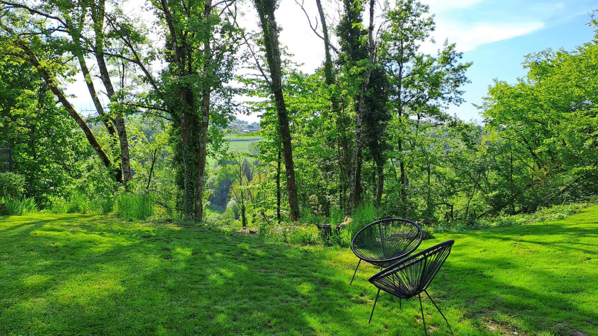 Logement Neuf A 2 Pas Du Lac La Bridoire Buitenkant foto